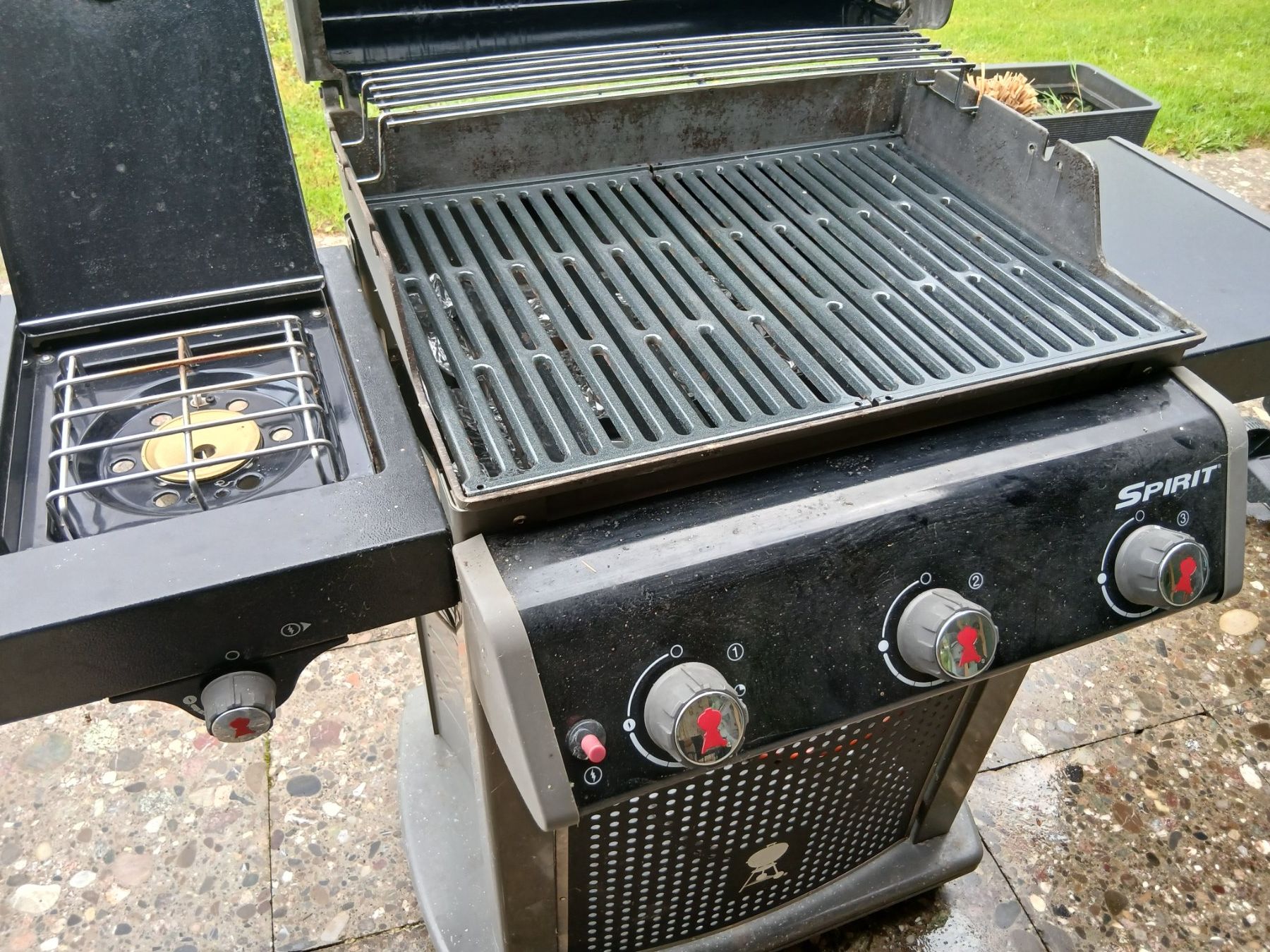 Weber Griglie: Weber, Gasgrill – Usato da Brenzikofen venduto da Nramseier 1