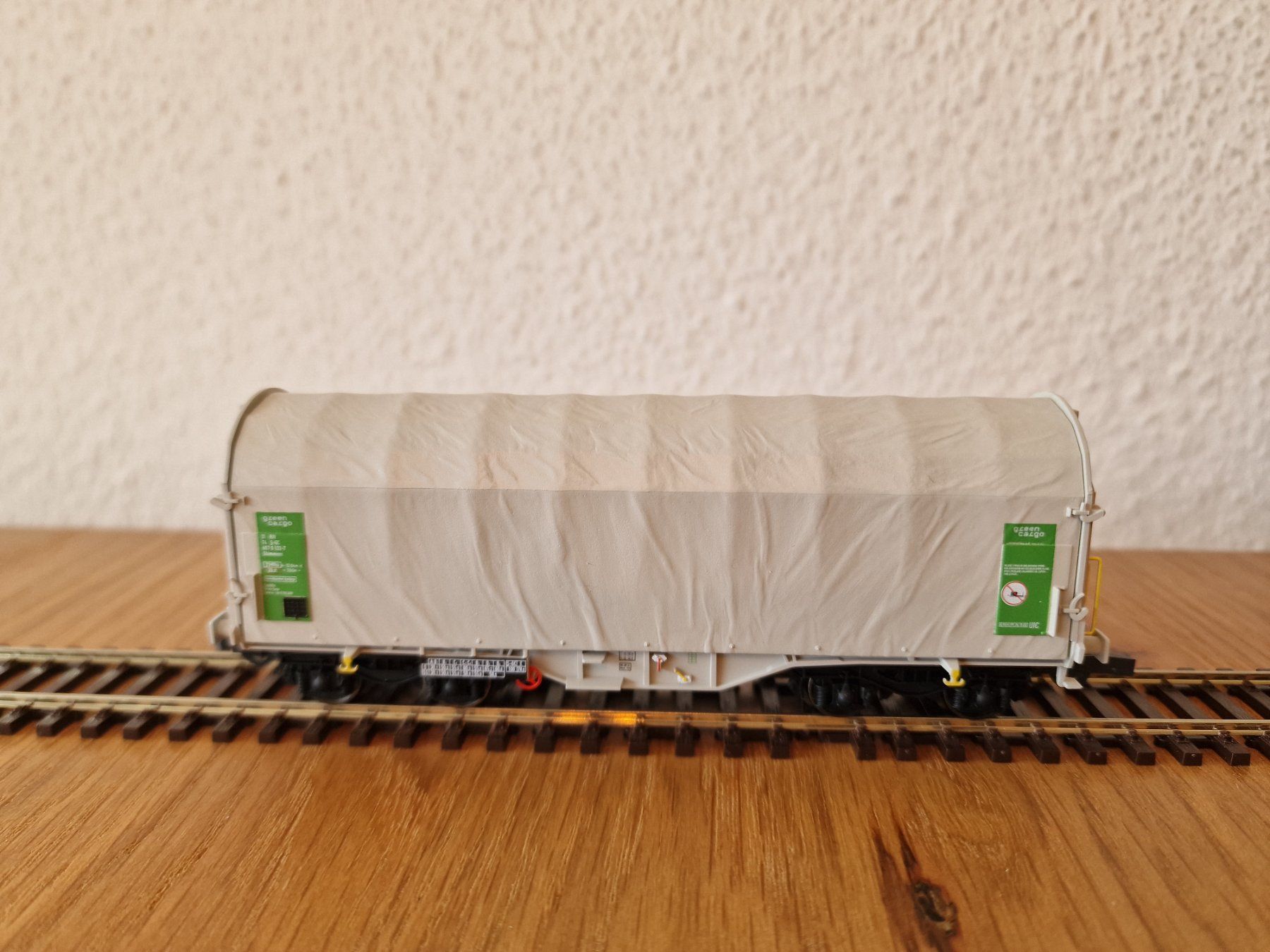 Märklin Modellini di ferrovie: DB Schiebeplanenwagen Green Cargo H0 – Usato da Matten b. Interlaken venduto da lor_hr9w