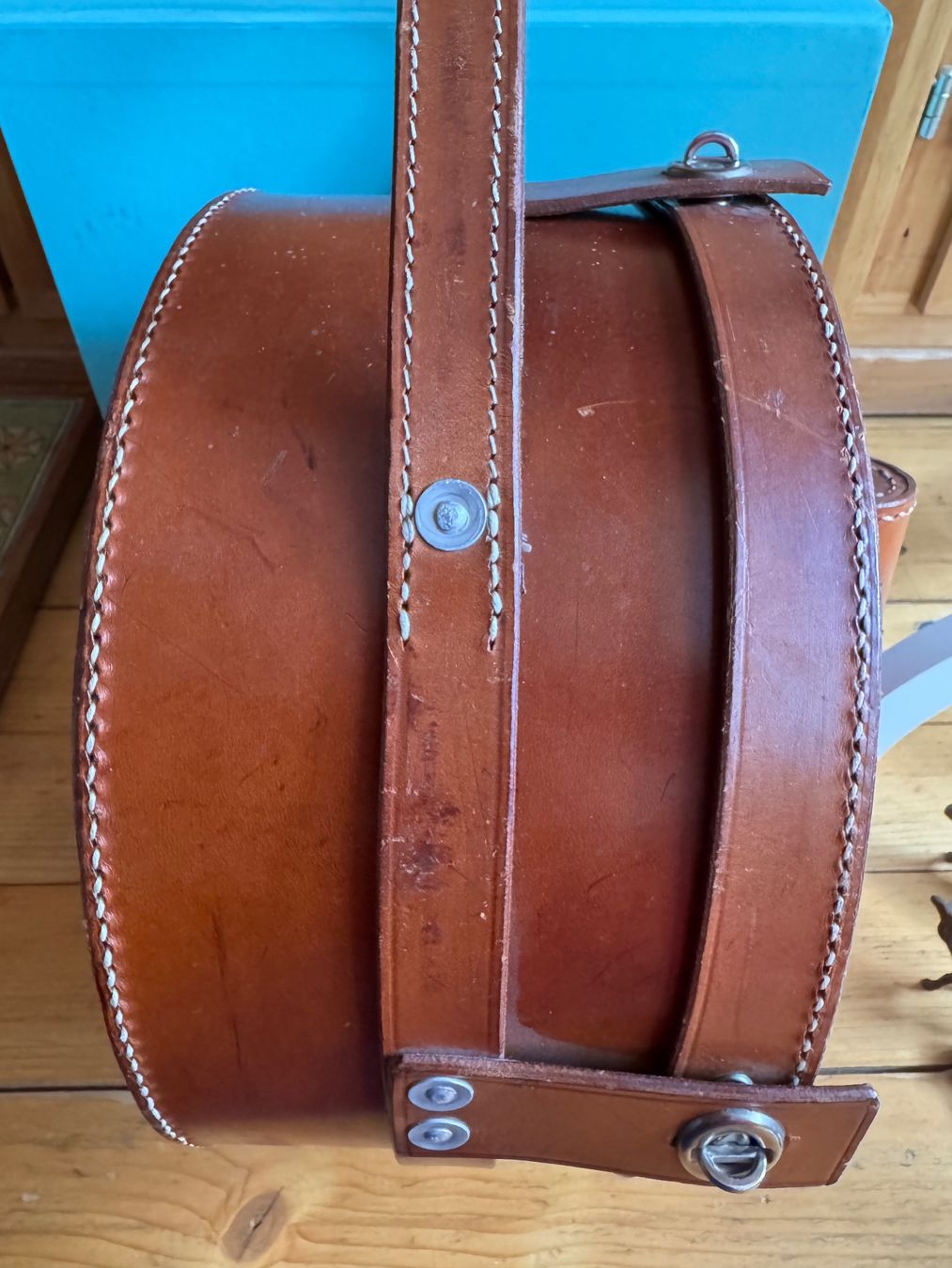 Borse: Curling Ledertasche mit Gebrauchsspuren – Usato da Grabs venduto da Antik-Vintage 1