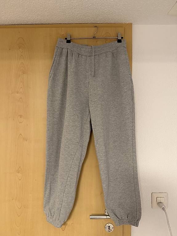 Pantaloni: Graue Jogginghose – Usato da Rorschach venduto da Tara234