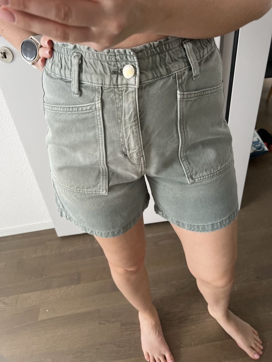 Pull&Bear Pantaloni: Pull&Bear Shorts – Usato da Kriens venduto da Krienserin_T 2