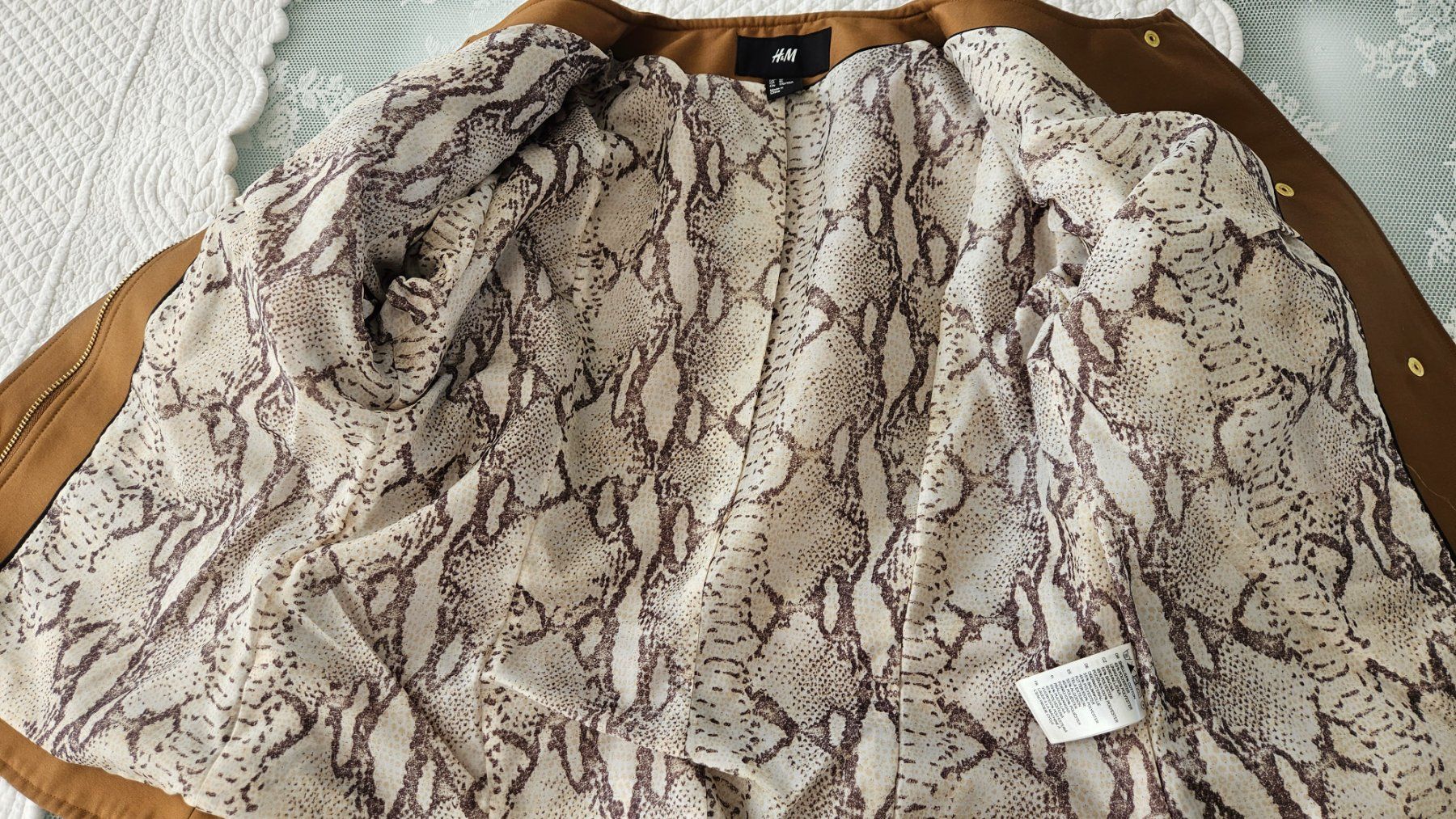 H&M Giacche: Blazer Jacke Gr. 40 mit Bluse Schlangenprint Cognac Braun – Usato da Gossau ZH venduto da fashiontwo 5