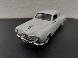 Studebaker Champion 1950 1:43  Die Cast Metal