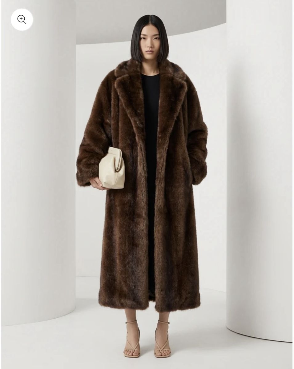 Cappotti: Faux-Fur chocolate Coat, size M - never worn – Nuovo (secondo la descrizione) da Winterthur venduto da als_b666 2