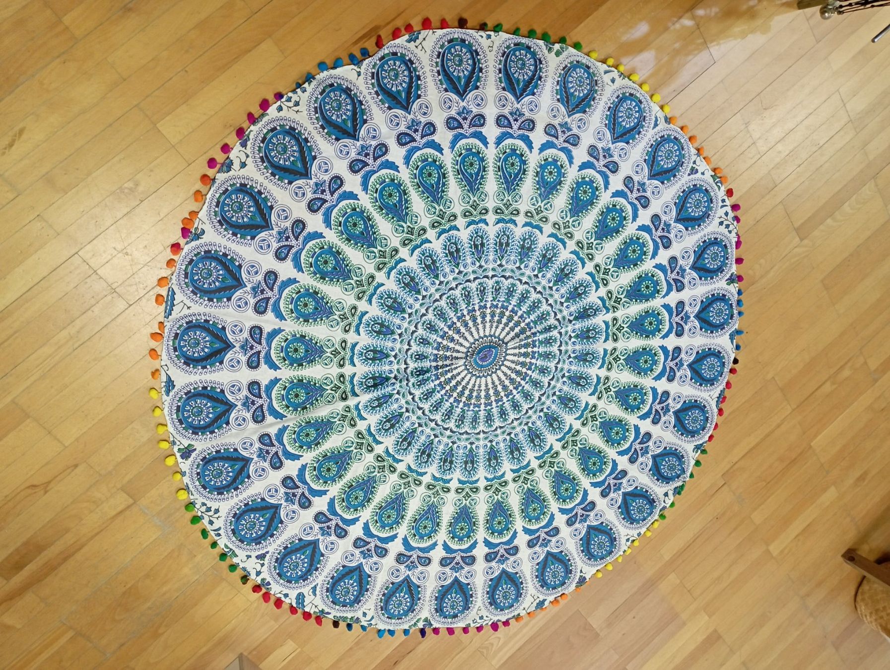 Tutte le decorazioni: Mandala Tuch mit Regenbogen Zötteli 130 cm – Nuovo e nell'imballaggio originale da St. Gallen venduto da nataraj 1