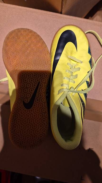Chaussures hommes: Fussballschuhe – D'occasion à Jona par cri_8k9k 3