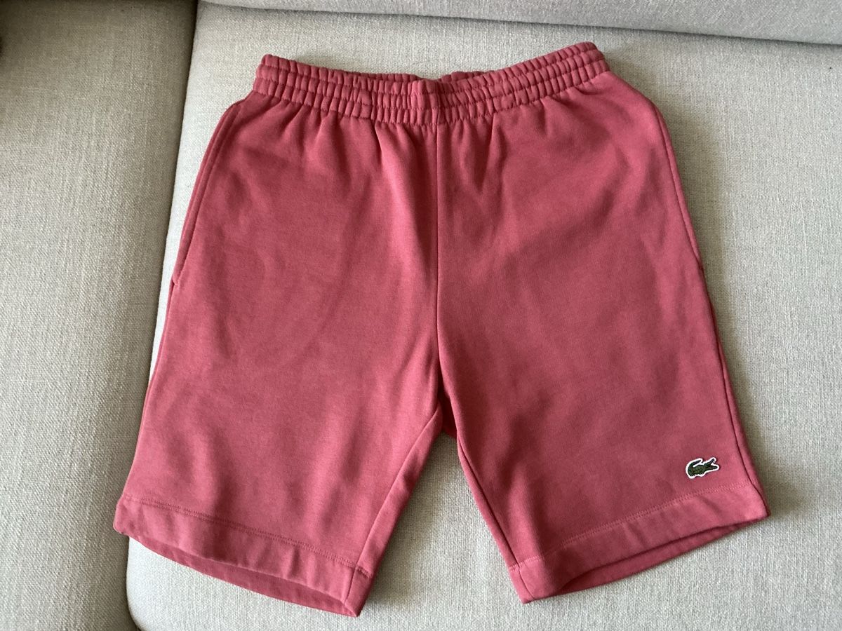 Lacoste Hosen: Unisex shorts Lacoste – Gebraucht aus Freienbach von sat_yny8