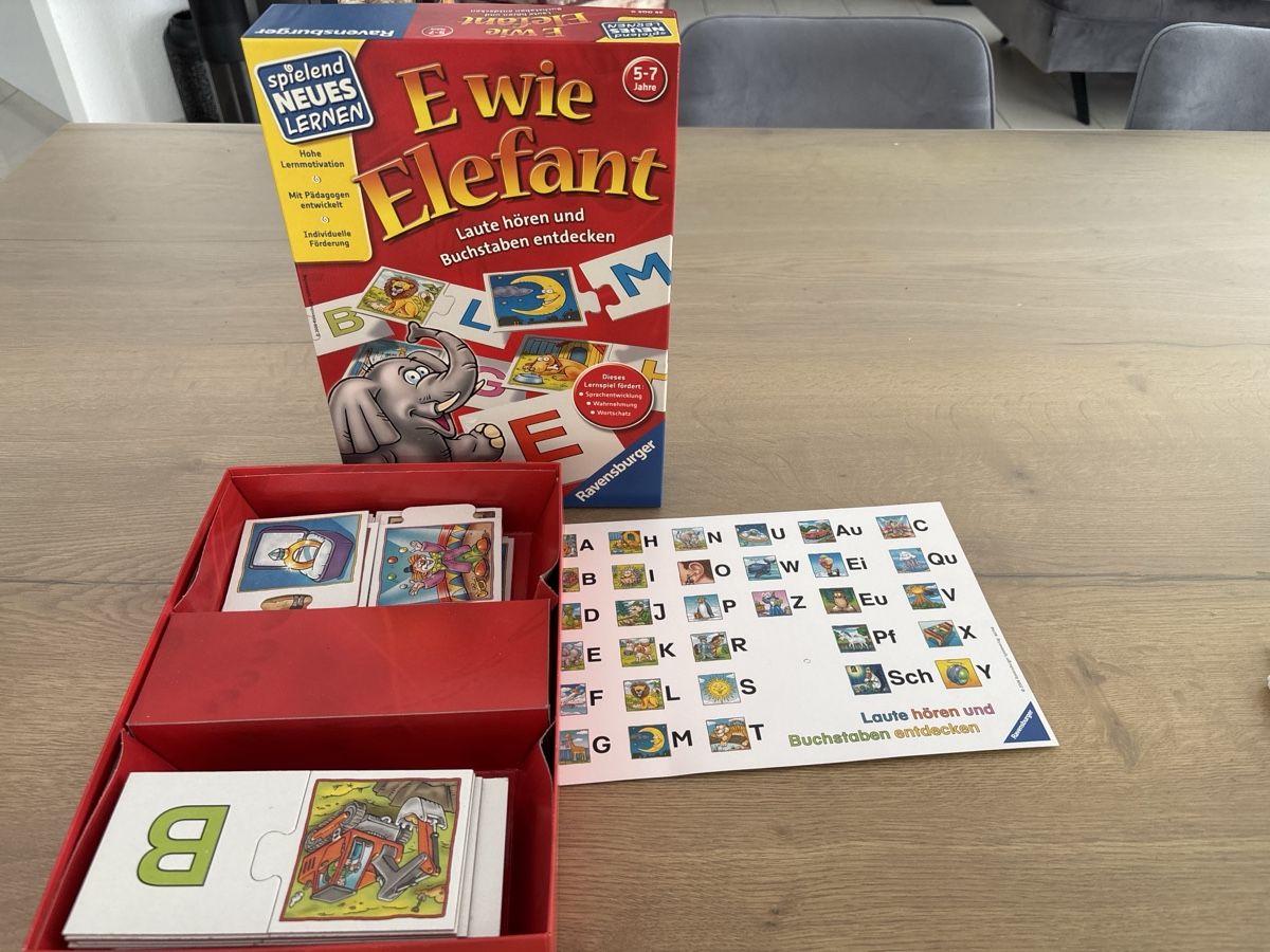 Ravensburger Giochi: Ravensburger E wie Elefant - Lernspiel, Buchstaben entdecken – Usato da Niederwil AG venduto da pat_l6fn 2
