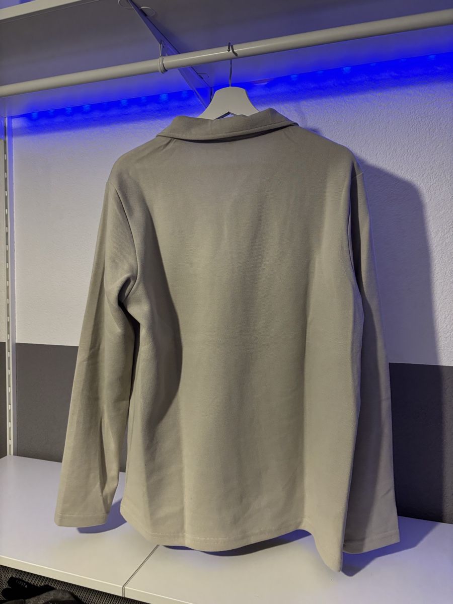 Maglioni & Felpe: Stylisches Langarm-Shirts – Nuovo (secondo la descrizione) da Küttigen venduto da Hedimia 5