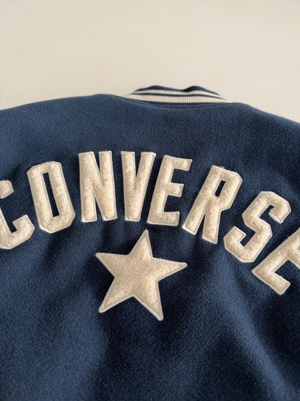 Converse Giacche & Cappotti: Converse Jacke 132-147 – Nuovo e nell'imballaggio originale da Küsnacht ZH venduto da Studjus 2