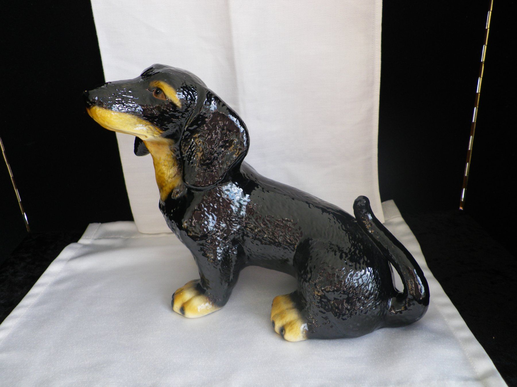 Statuette: Süsser Dackel – Usato da Reinach BL venduto da Annodomini 6