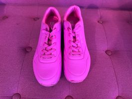 Skechers Uno – Stand on Air 37 Modellnummer: SN 73867, Farbe