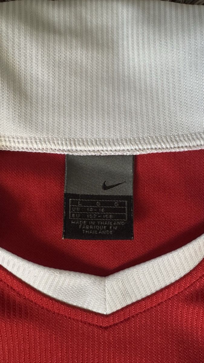 Nike T-Shirts: Nike Oberteil – Neu (gemäss Beschreibung) aus Berikon von sam_5zxf 1