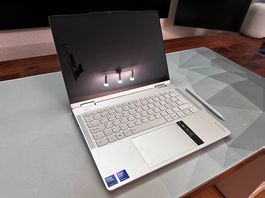 Lenovo Yoga 7i 2-in-1 Gen10 (14", Intel Ultra 7, 32GB RAM)