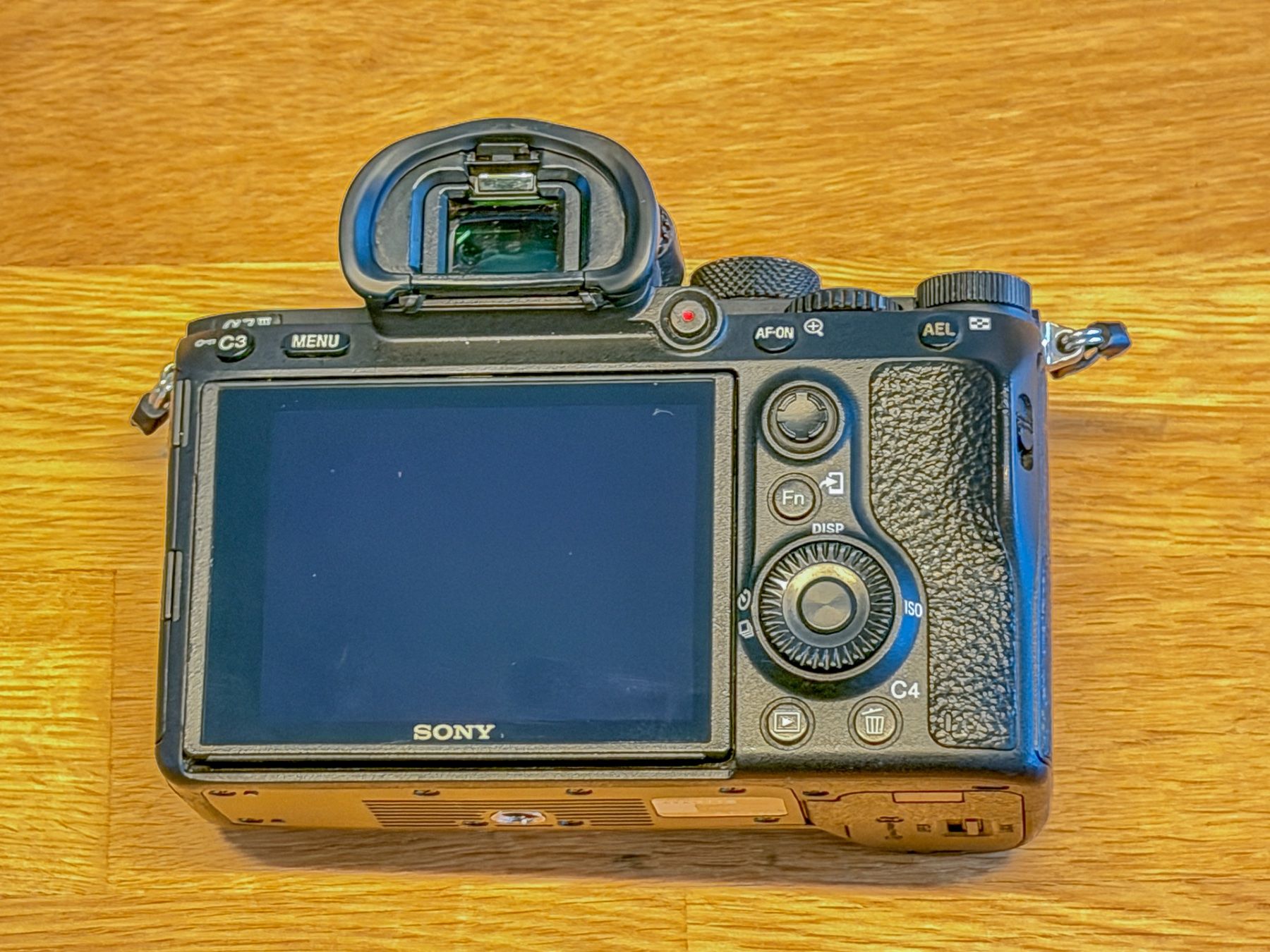 Alpa Kamera: Sony Alpha A7III Kamera Spiegellos – Gebraucht aus Oppligen von napoleon156 1