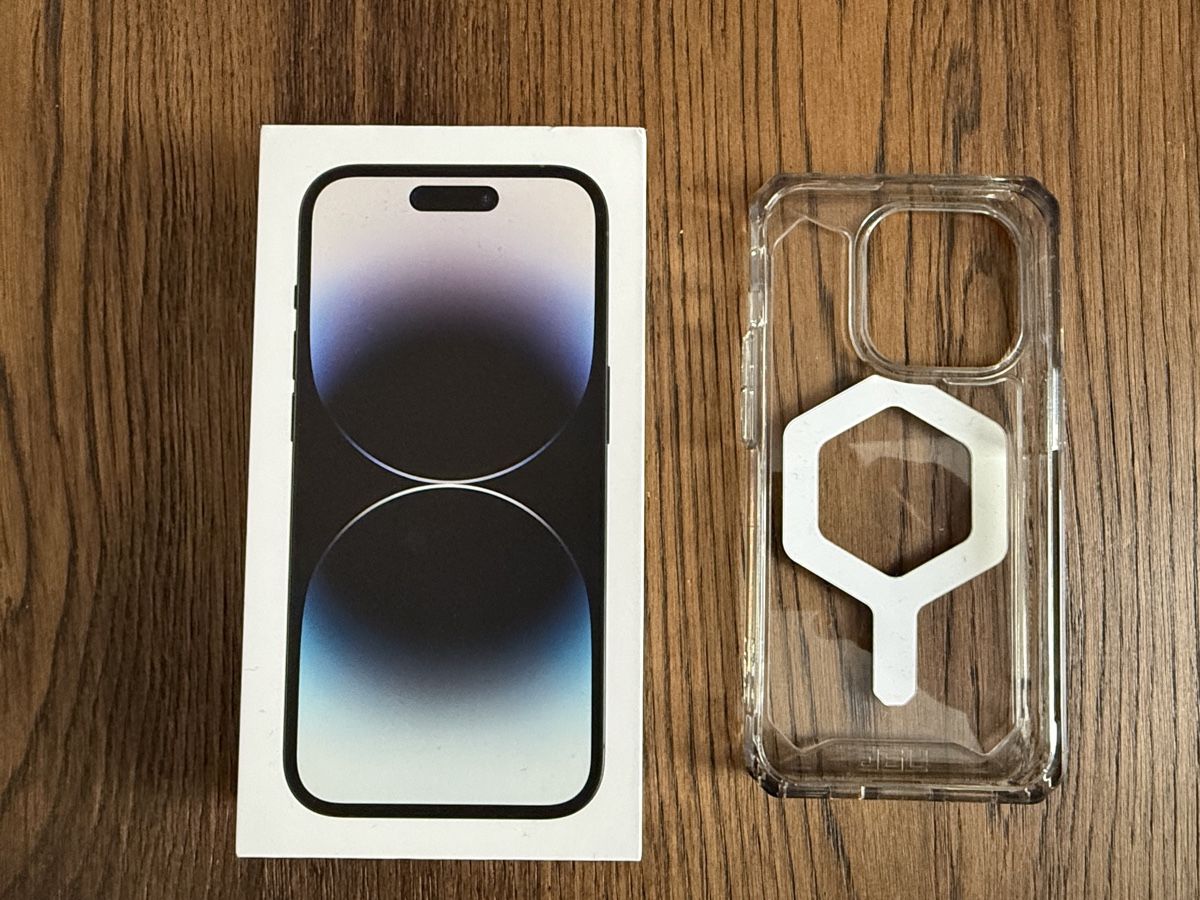 Apple Portables: iPhone 14 Pro 256GB schwarz – D'occasion à Luzern par Roeschuko 6