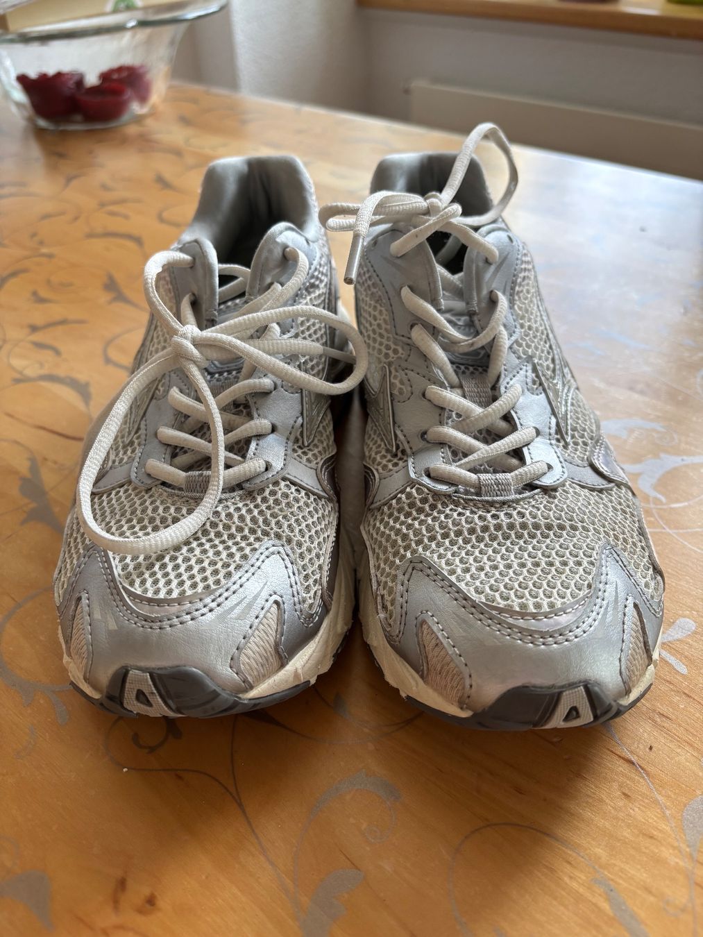 Mizuno Scarpe da donna: Mizuno Wave Rider 10 Damen Sneaker – Nuovo (secondo la descrizione) da Winterthur venduto da tab_m8l2 2