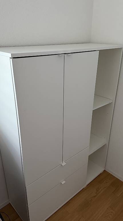 Cassettiere: IKEA VIHALS Sideboard weiss – Usato da Schaffhausen venduto da can_y92y 3