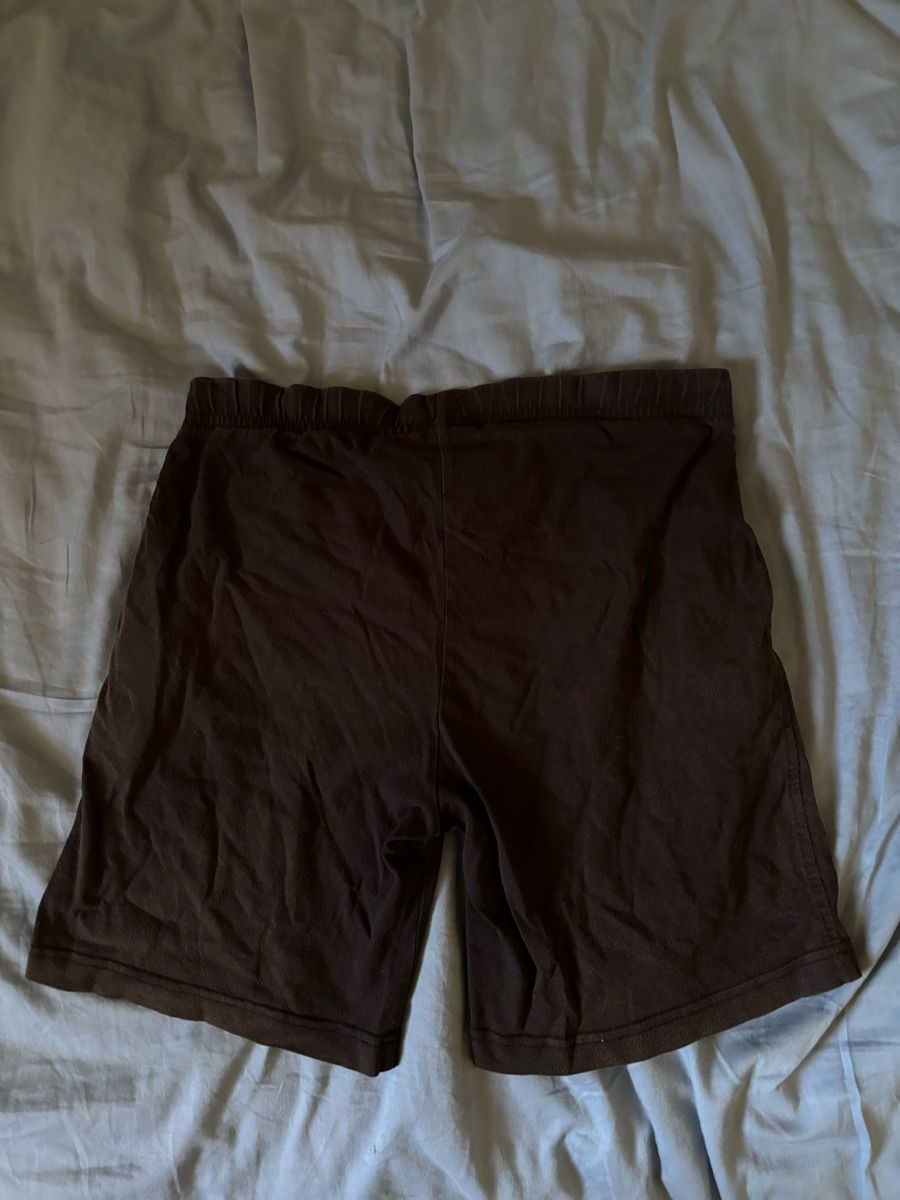 Nike Pantaloni: Nike Shorts – Usato da Ins venduto da man_5rjt 1