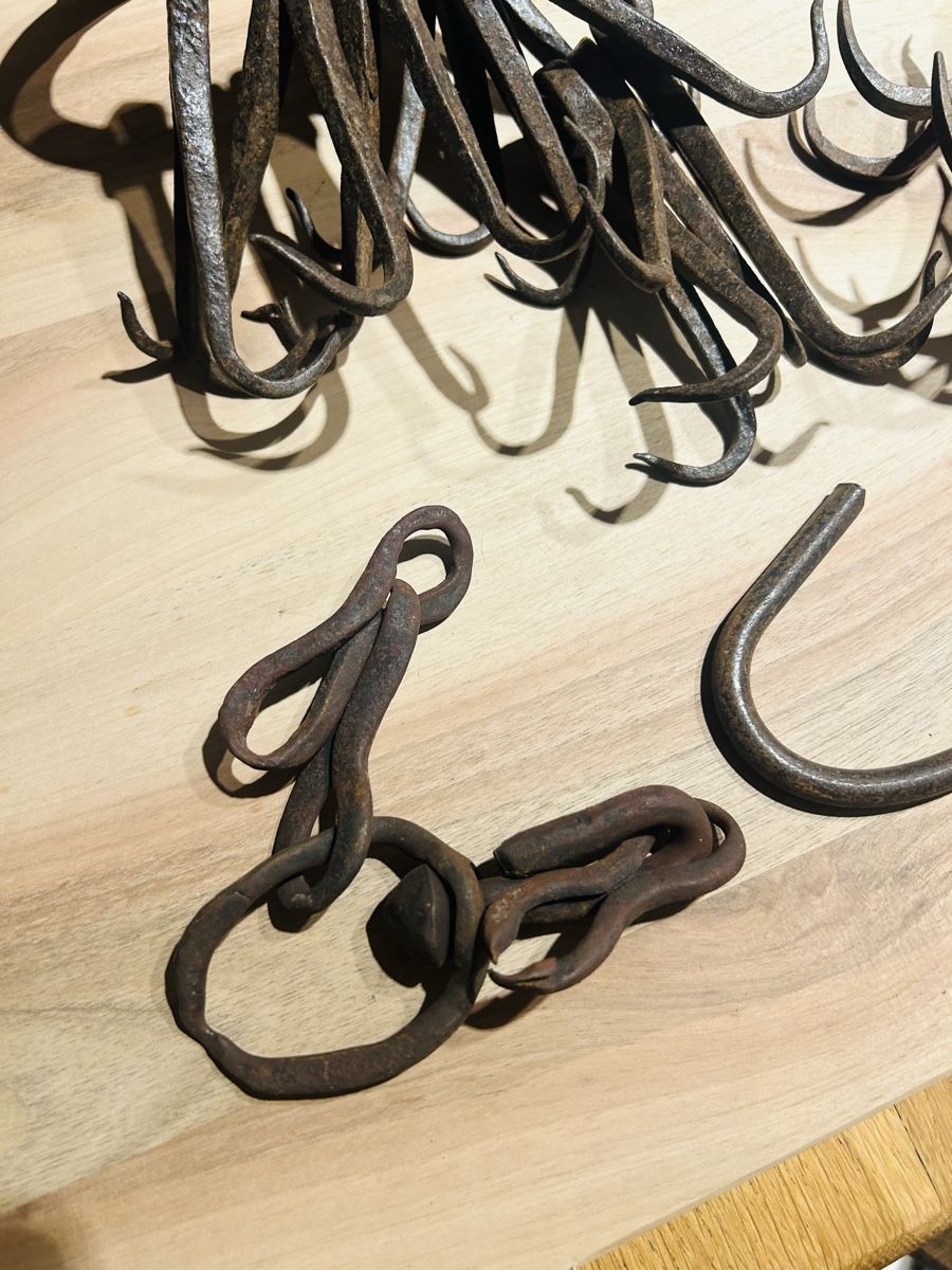 Tutte le decorazioni: Antique Eisen Teile  – Usato da Zürich venduto da KuduKing 4