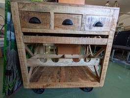 Weinregal-Kommode Massivholz, rustikal, auf Rollen, 93x86x46