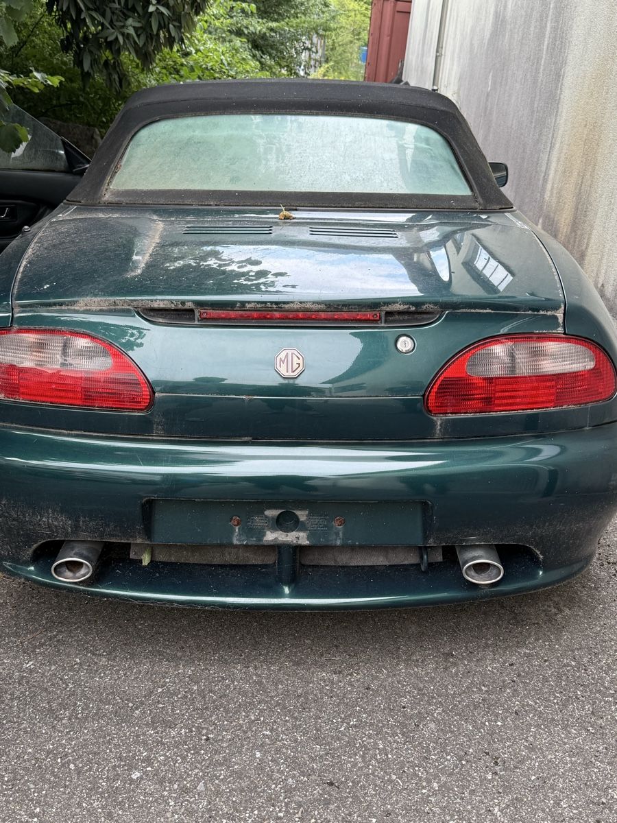MG Autos: MG F – Défectueux à Mollis par kerns83 2
