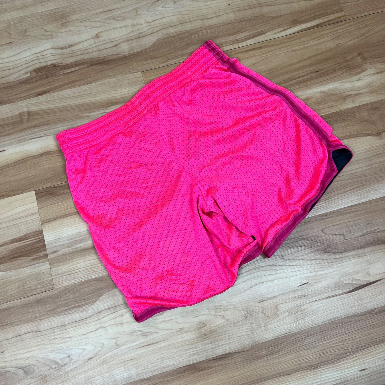 Nike Hosen: Vintage Nike Running Shorts – Gebraucht aus Herisau von 1asupply 1