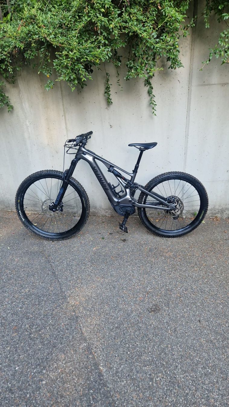 Specialized Biciclette: SPECIALIZED TURBO LEVO CARBON COMP TAGLIA – Usato da lugano venduto da 1Cycle