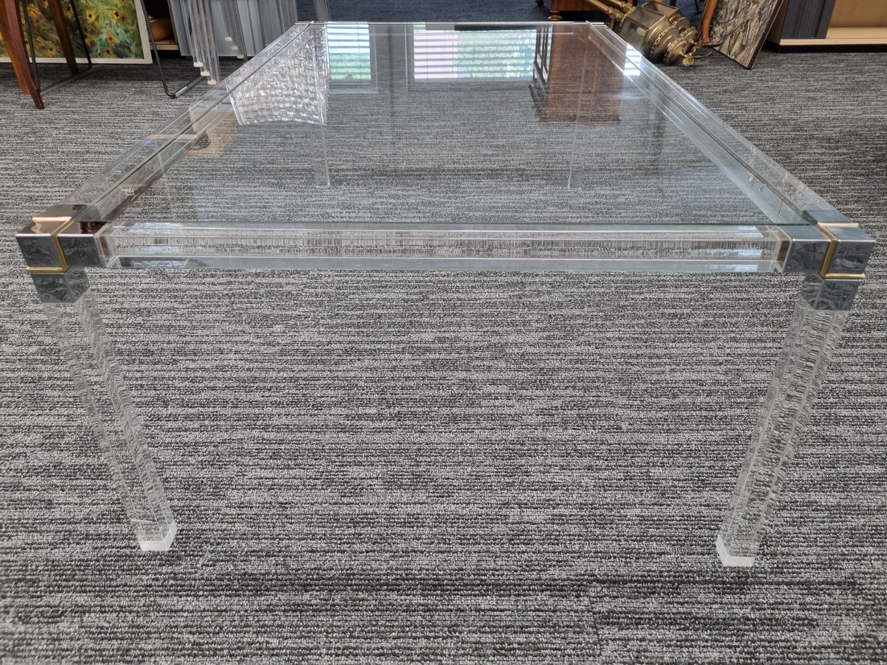 Tavoli: Edler Acryltisch mit Glasplatte, Regency-Stil, 70x120 cm – Usato da Lenzburg venduto da freedomky 1