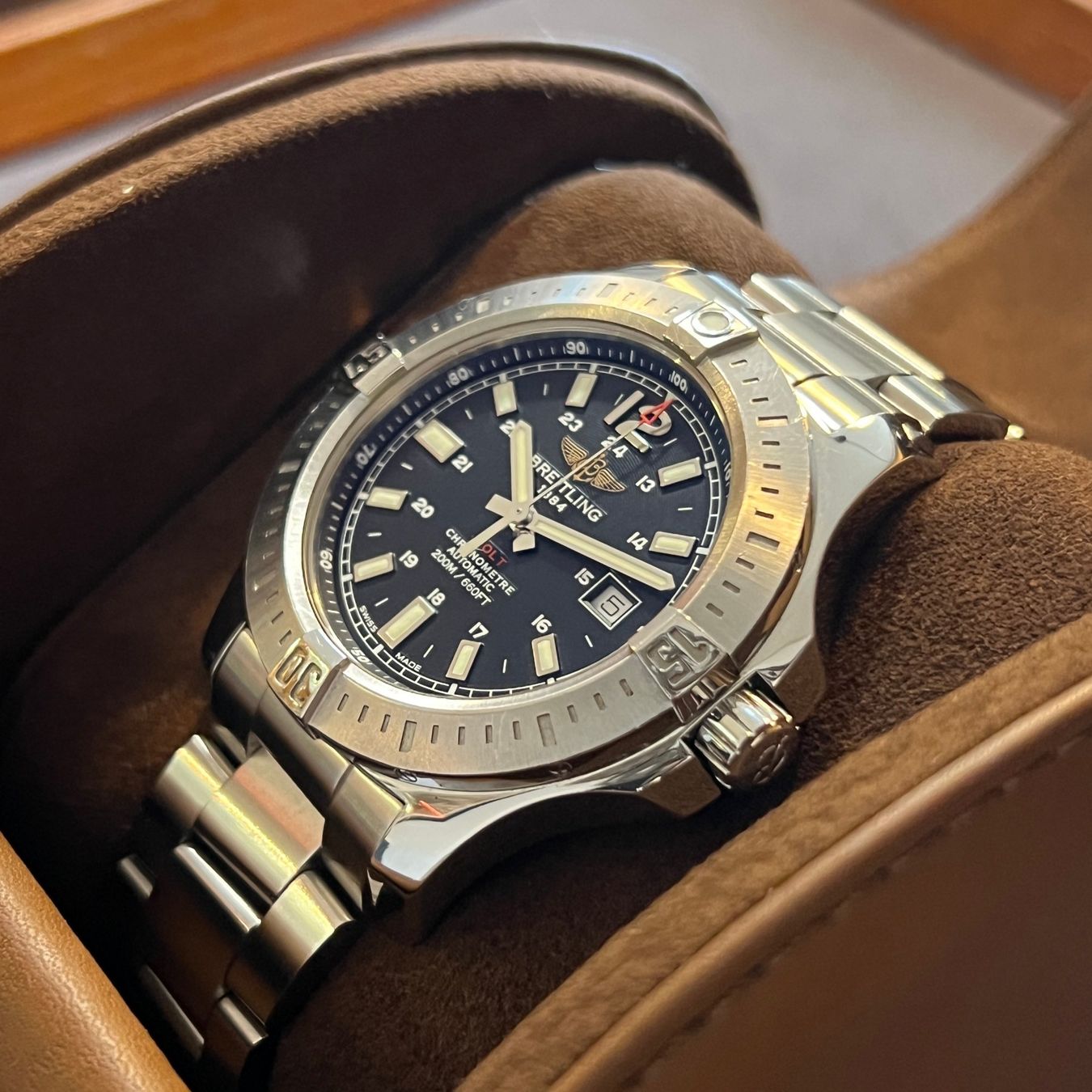 Breitling Orologi: Breitling Colt Automatic Date Black Dial Full Set A1738811 – Usato da Carouge GE venduto da Watchaser 2