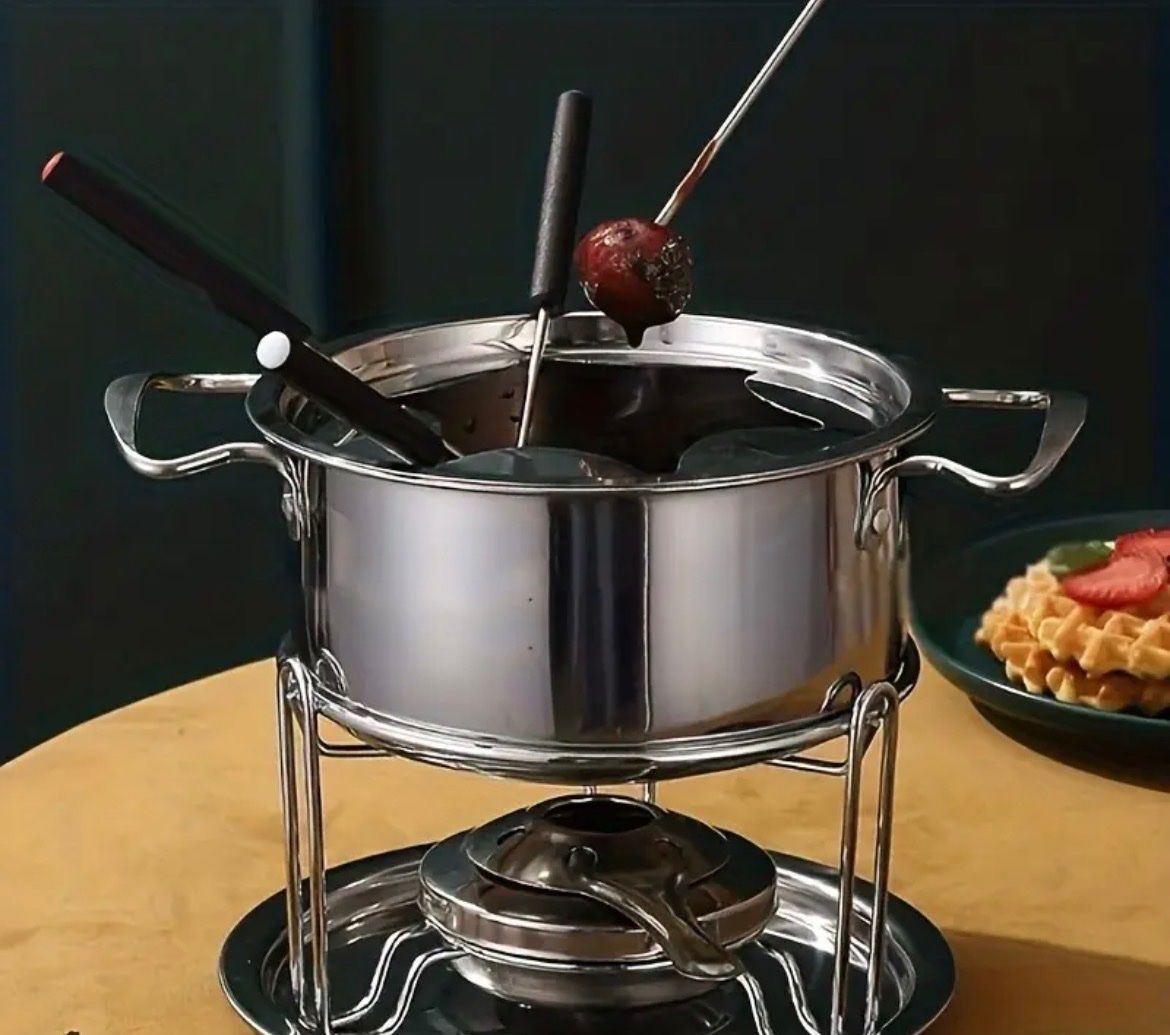 Elettrodomestici da cucina: Käsefondue Set, Edelstahl, 6 Gabeln – Nuovo e nell'imballaggio originale da Emmenbrücke venduto da ShopDirect 2