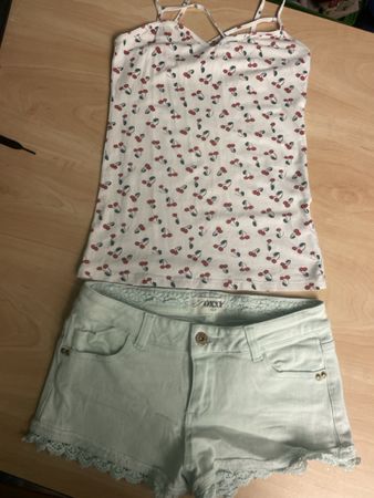 Top mit Kirschenprint und Shorts mintgrün Gr. 36