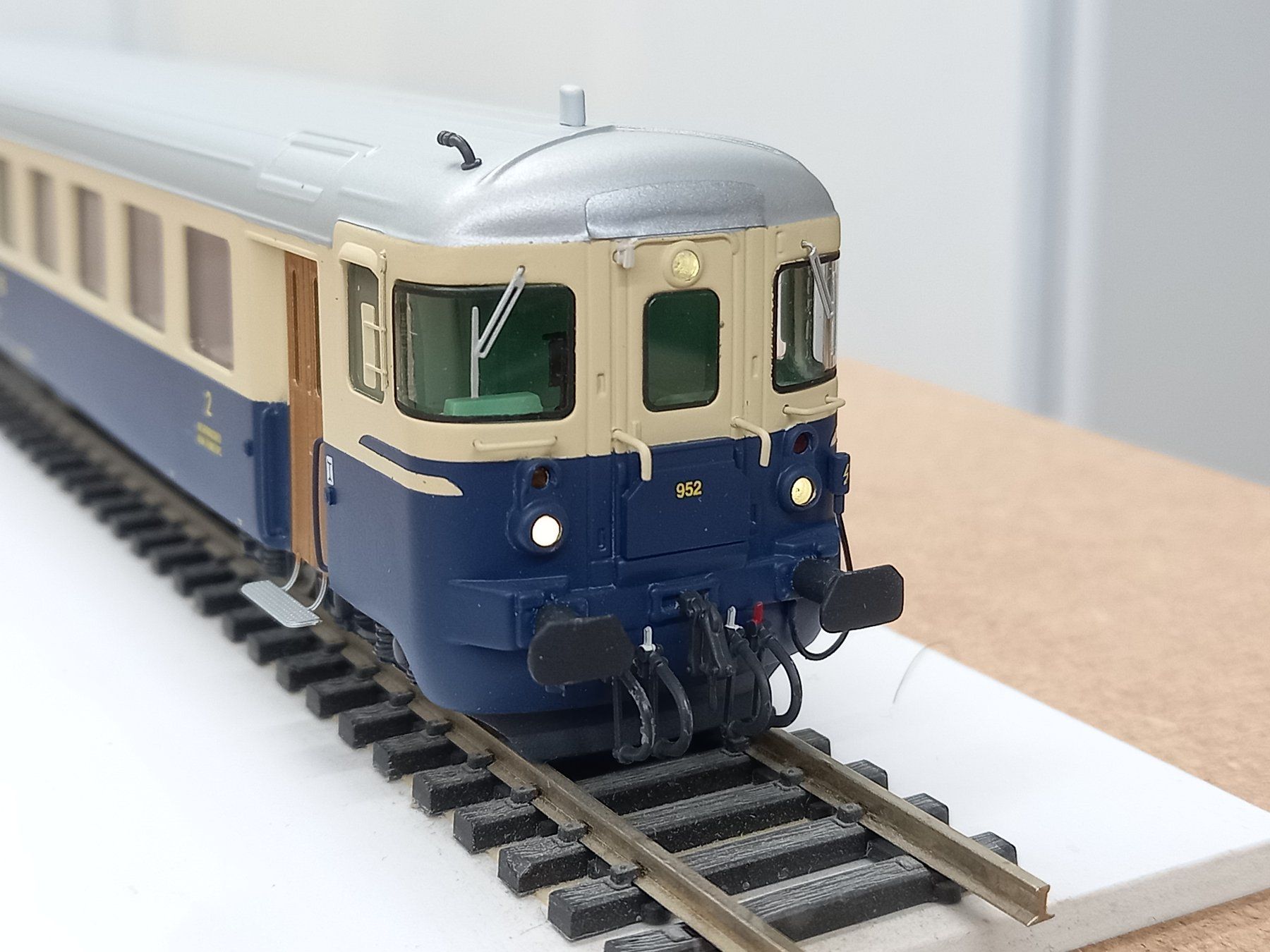 Modelleisenbahnen: BLS Bt 952 mowiform / Hui Modellbau – Neu und originalverpackt aus Buch b. Kümmertshausen von accipitergentilis 3