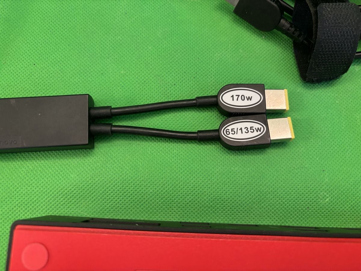 Lenovo Docking station: Lenovo ThinkPad Thunderbolt 3 Dock Gen 2 gebraucht – Usato da Kilchberg ZH venduto da bionicdog 2