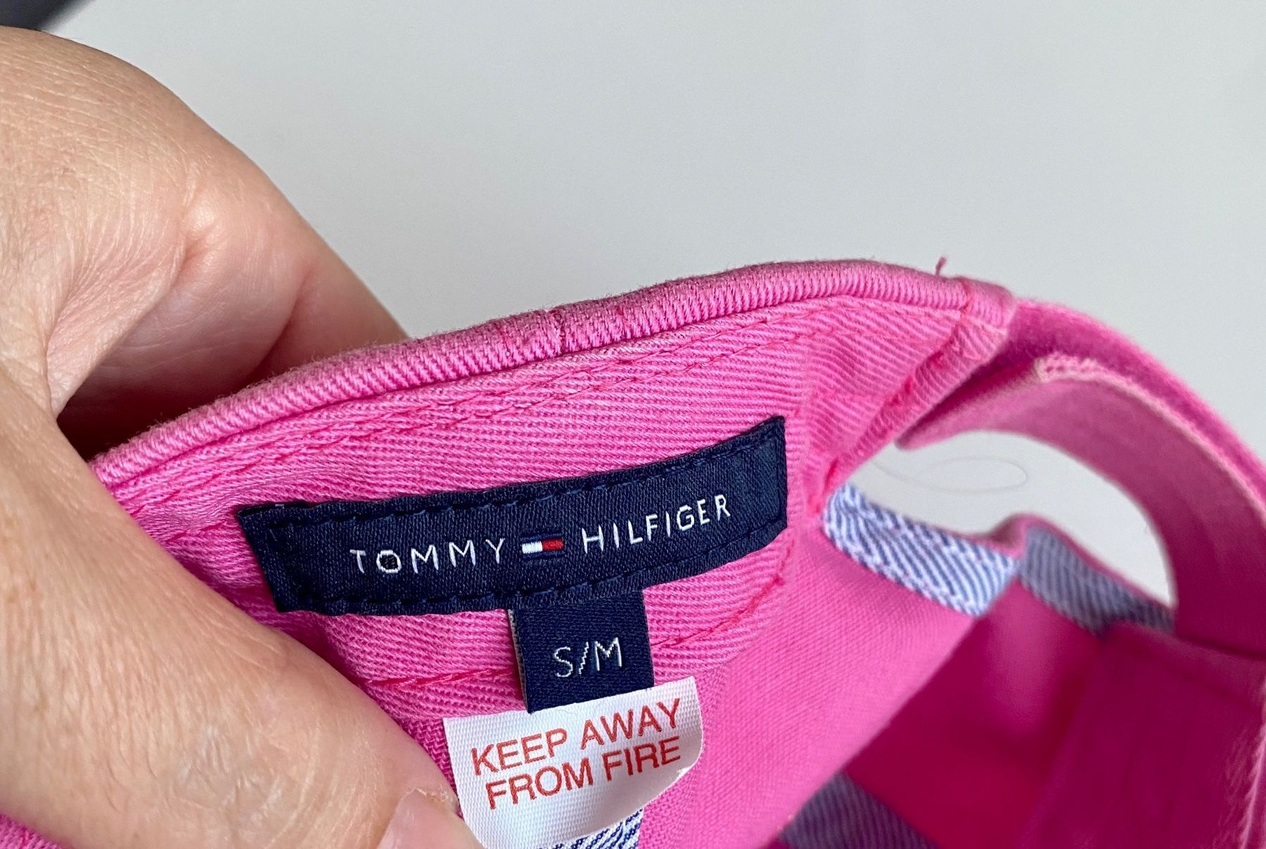 Tommy Hilfiger Sonstige Mädchenkleider: TOMMY HILFIGER Cap Winnie Puuh S/M 50-52 – Gebraucht aus Rickenbach b. Wil von sunneschii_ 6