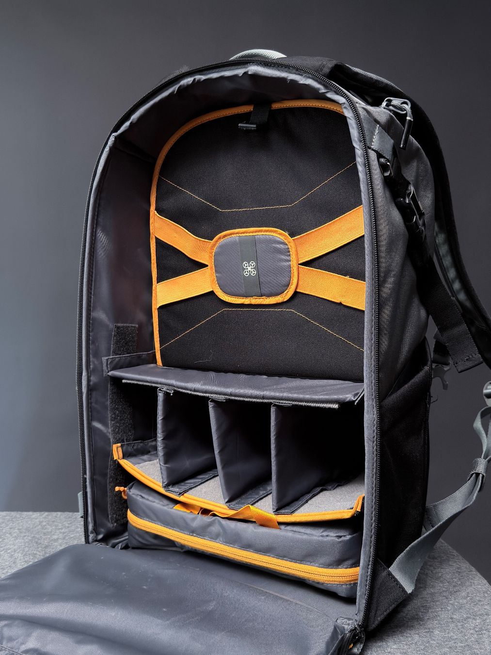 Lowepro Rucksäcke: Lowepro Sac photo et drone QuadGuard BP X3 – Gebraucht aus Renan BE von Pro7Concept 2