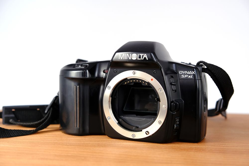 Minolta Fotocamera: Minolta Dynax SPxi – Usato da Luzern venduto da Beli6
