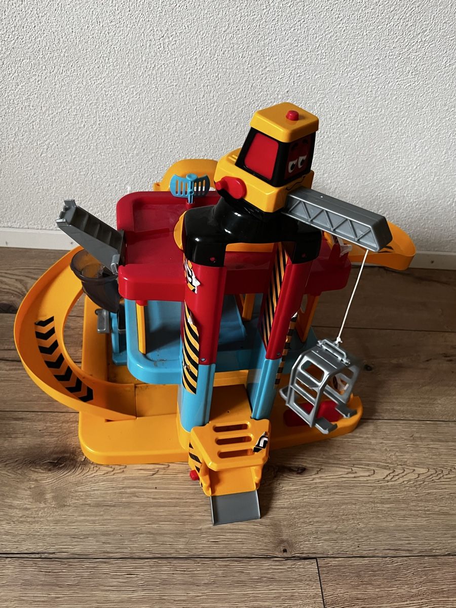 Jcb Giocattoli: Autogarage / Parkhaus – Usato da Pfyn venduto da ironhorse1988 1
