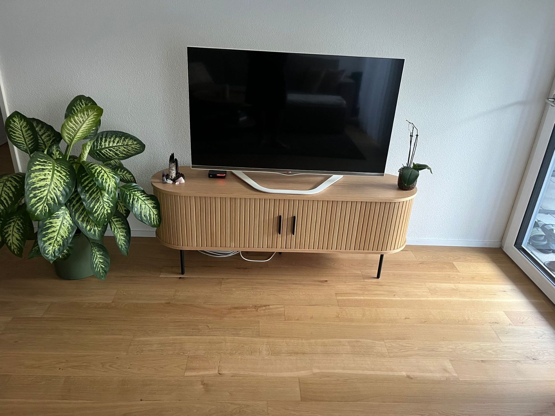 Mobili TV: TV-Möbel, Sideboard, Home24 BARAWOH – Nuovo (secondo la descrizione) da Uznach venduto da edofrr