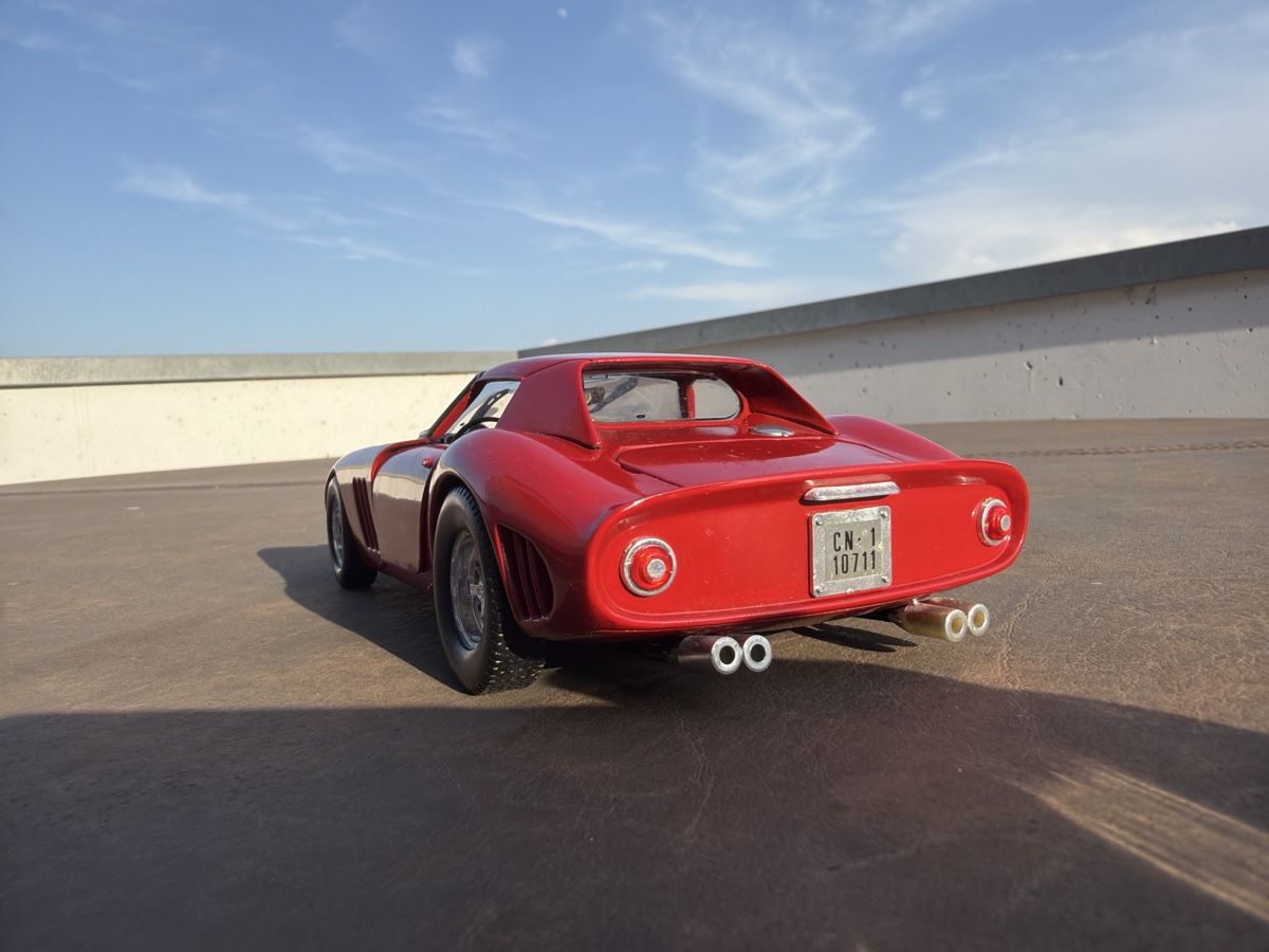 Jouef Modellini d'auto: Ferrari 250 GTO 64 - 1/18 - Jouef Evolution – Usato da Wolfwil venduto da Rolex1 2