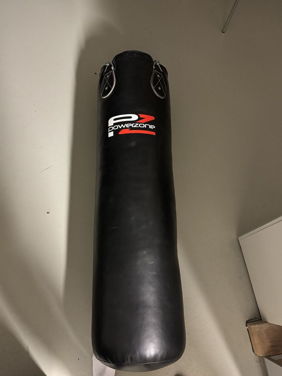 Powerzone Boxsäcke: Boxsack – Gebraucht aus Dübendorf von Loic_18