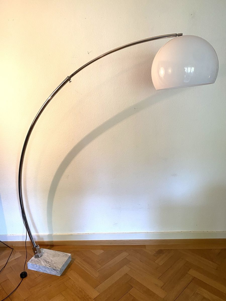 Lampade: Design Bogenlampe Vintage – Usato da Olten venduto da sportwelt