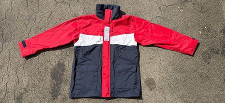 Regenbekleidung zum Segeln der Marke Compass