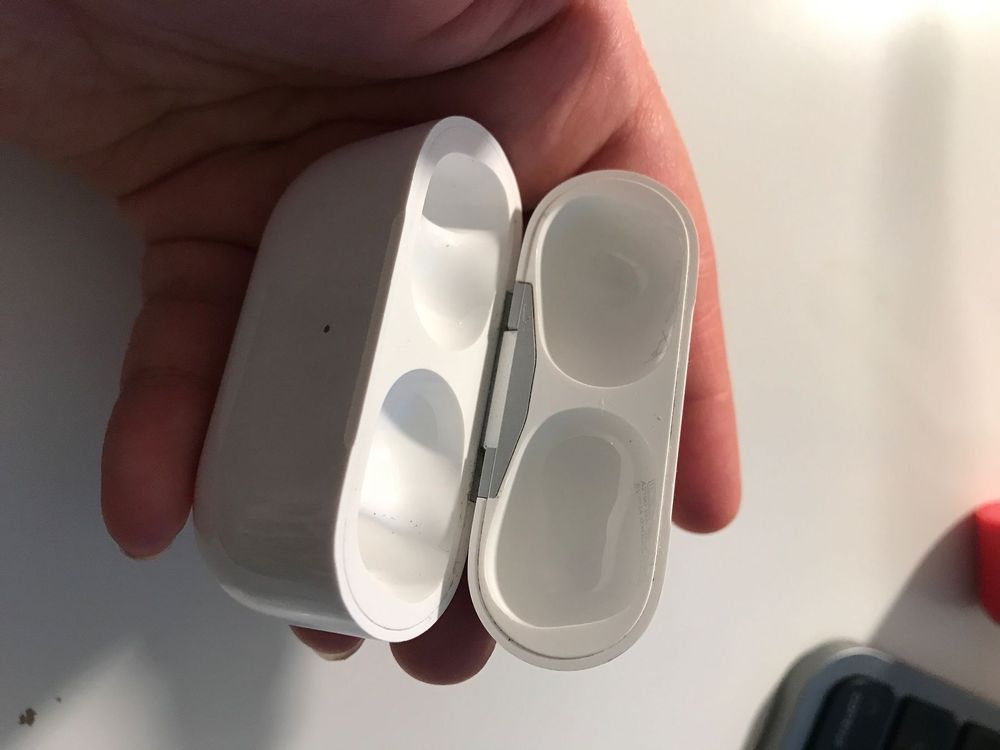 Apple AirPods Pro Ladecase A2190 MAGSAFE | Kaufen auf Ricardo