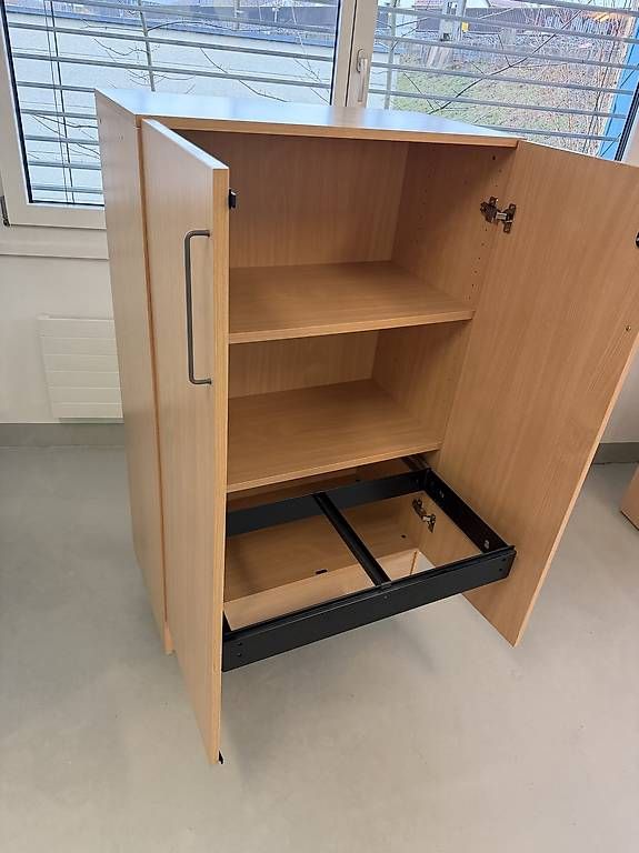 Schränke: Büroschrank / Aktenschrank – Gebraucht aus Glattbrugg von Tody1990 3
