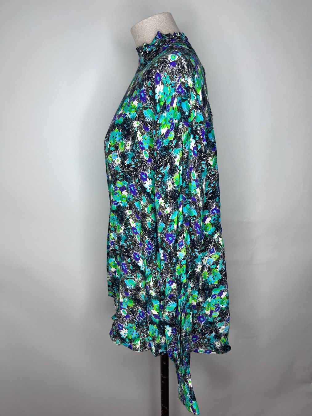 Essentiel Antwerp Camicette: Essentiel Antwerp Bluse – Usato da St. Gallen venduto da look-twice 1