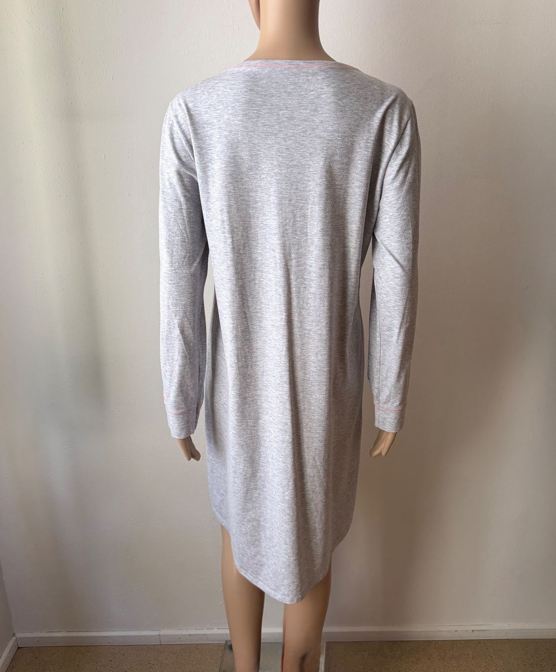 Negligees & Pigiami: MEY Langarm Nachthemd  🩶 – Usato da Zürich venduto da ClosetQueen 5