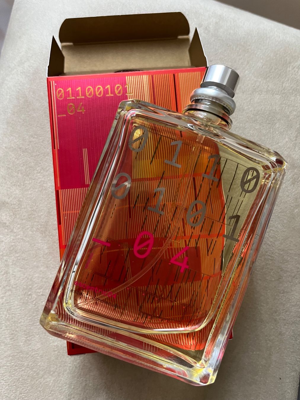 Parfum & Eau de Toilette: Escentric 04 by Escentric Molecules 20 ml sample – Neu (gemäss Beschreibung) aus Chêne-Bougeries von Seetooyoo 1