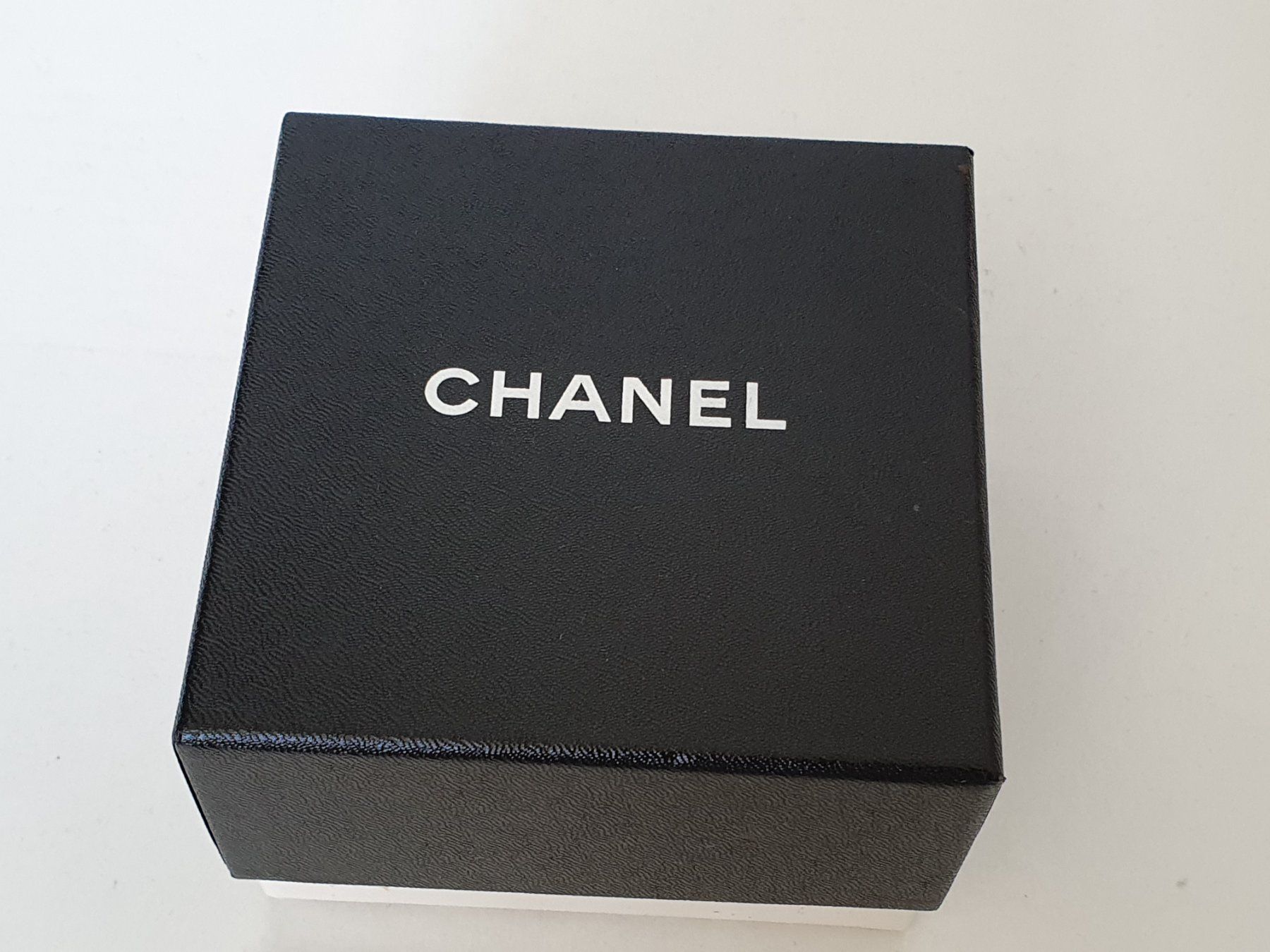 Chanel Cinture: CHANEL Taillen Gürtel Python Leder CC Logo – Usato da Wängi venduto da Pambola 9