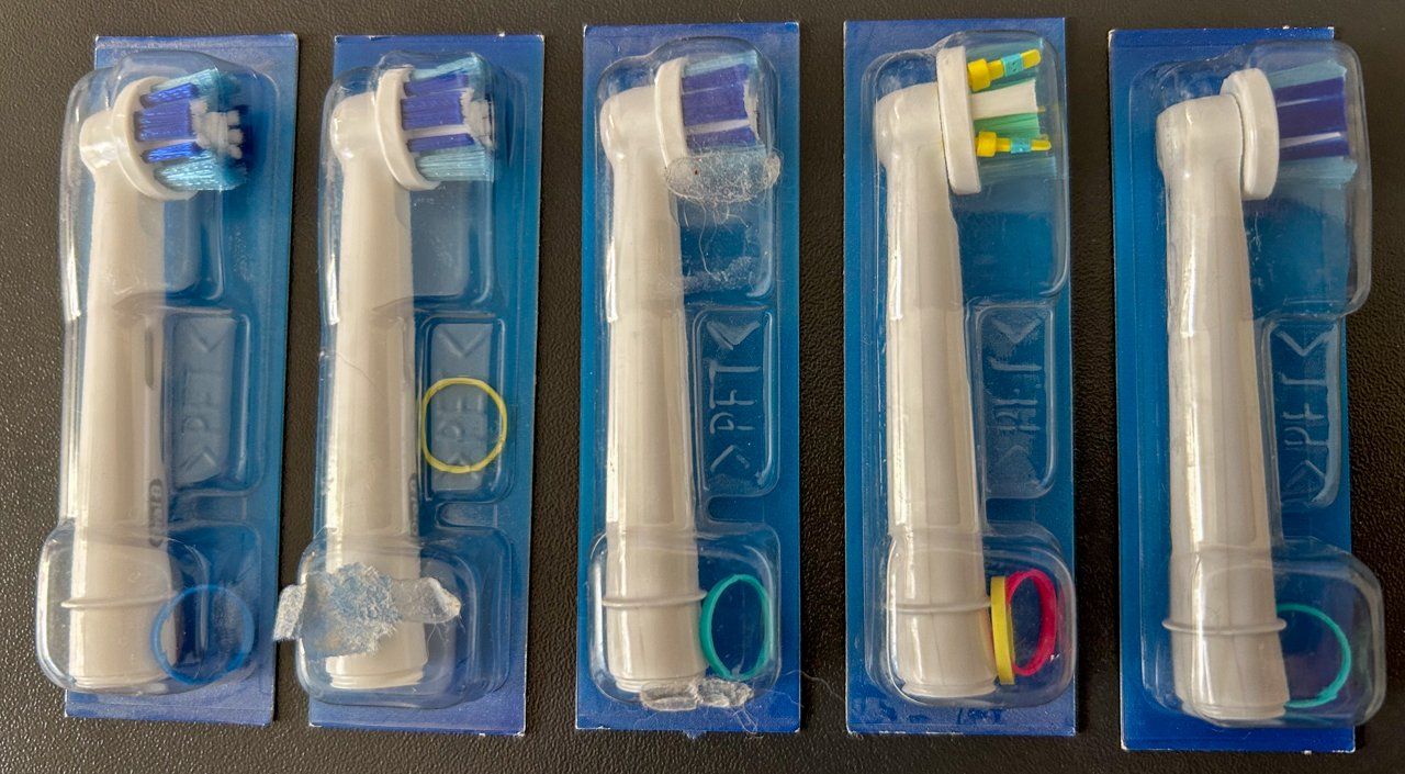 Oral B Zahnpflege: Zahnbürstenköpfe Oral-B – Neu und originalverpackt aus Rümlang von Classicmac